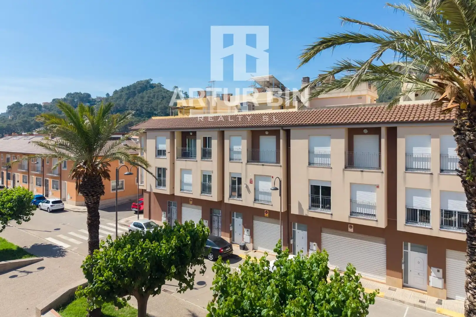 Vista exterior de Casa adosada en venta en Alzira con Aire acondicionado, Calefacción y Terraza