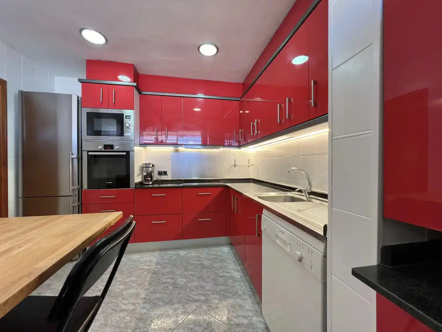 Duplex with lift to rent in Carrer Fra Antoni Cardona i Grau 2, imagen 3