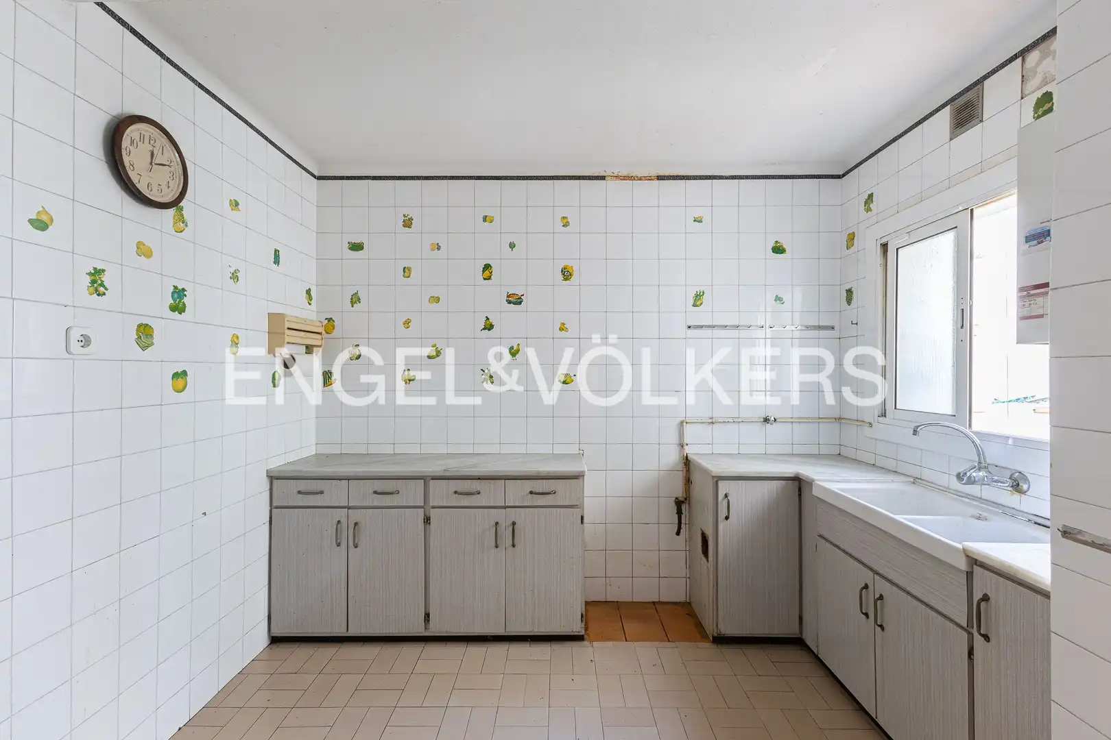 Küche von Wohnung zum Verkauf in Barcelona mit Heizung