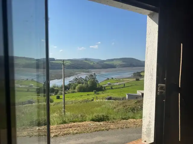 Vista exterior de Casa o xalet en venda en Castropol