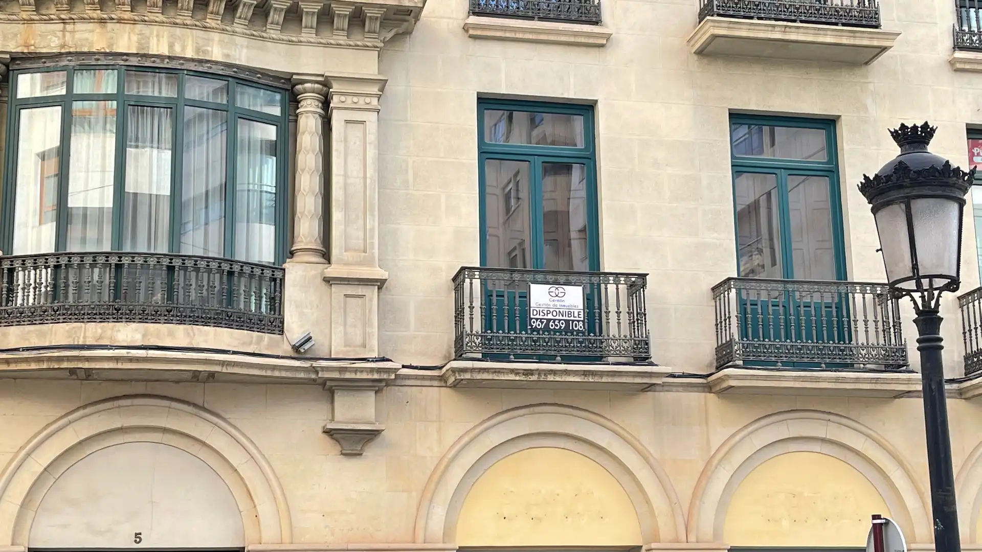 Bureau avec ascenseur à vendre à Calle Tesifonte Gallego, imagen 3