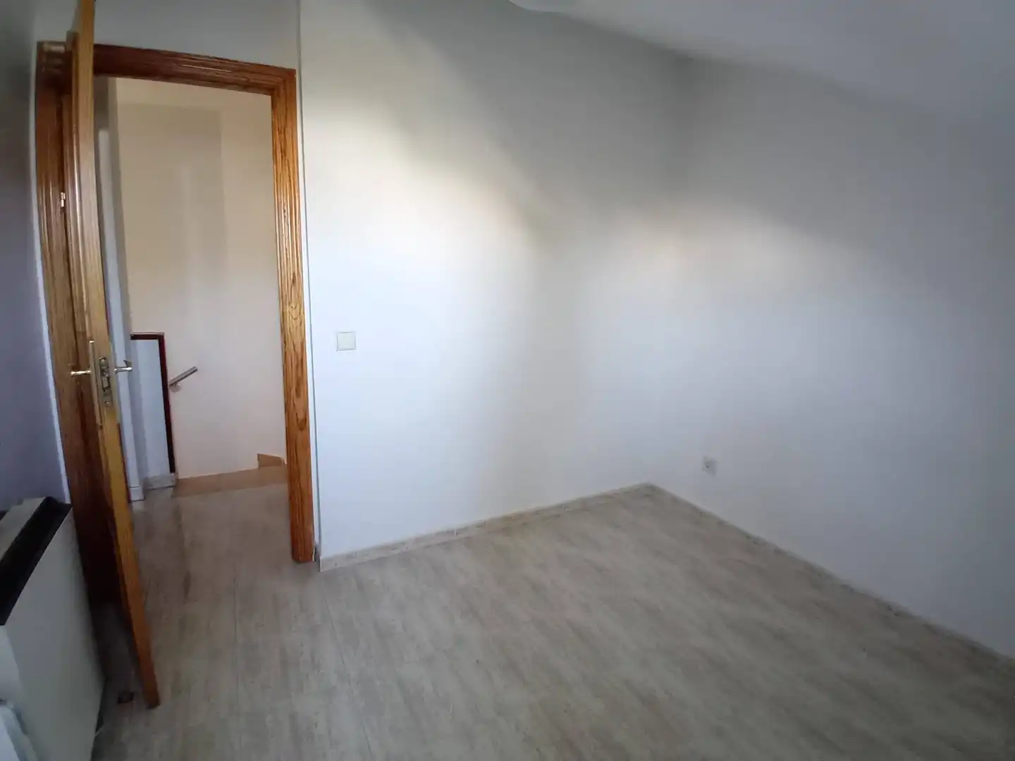 Wohnung zum Verkauf in Fuente El Saz de Jarama mit Klimaanlage, Heizung und Terrasse