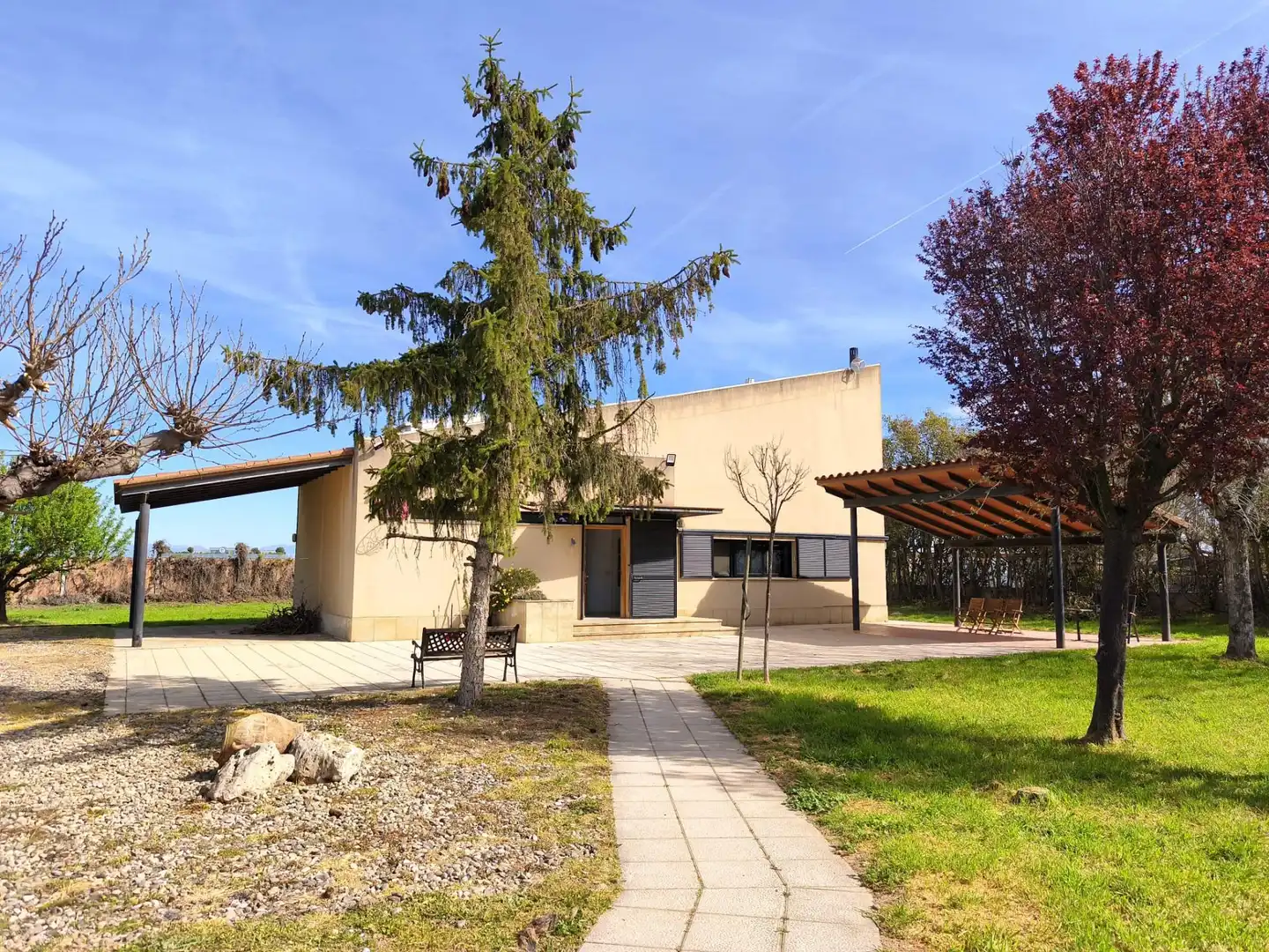 Vista exterior de Casa o chalet en venta en Bell-lloc d'Urgell con Calefacción, Jardín privado y Terraza