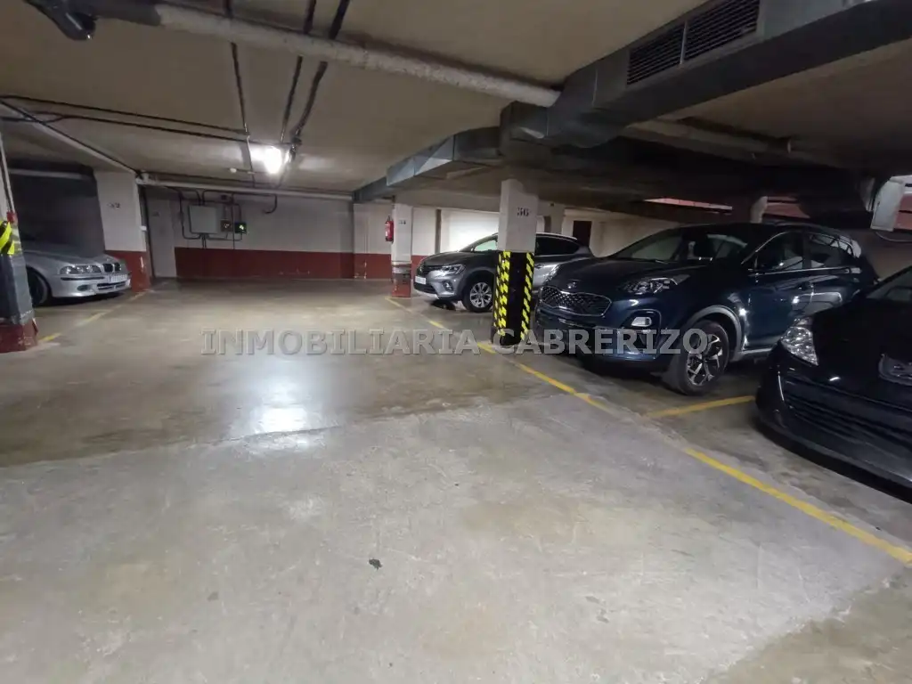 Aparcament de Pis en venda en San Adrián 