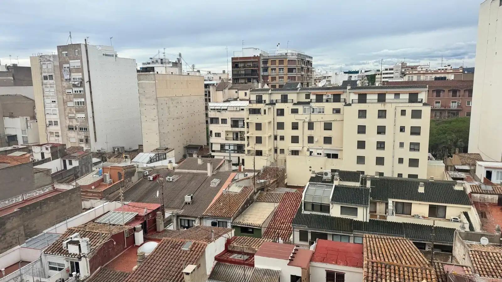 Außenansicht von Büro zum Verkauf in Castellón de la Plana / Castelló de la Plana