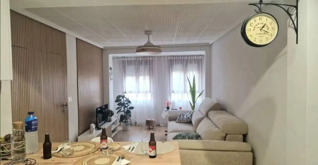 Sala d'estar de Pis de lloguer en Valencia amb Traster, Moblat i Rentadora