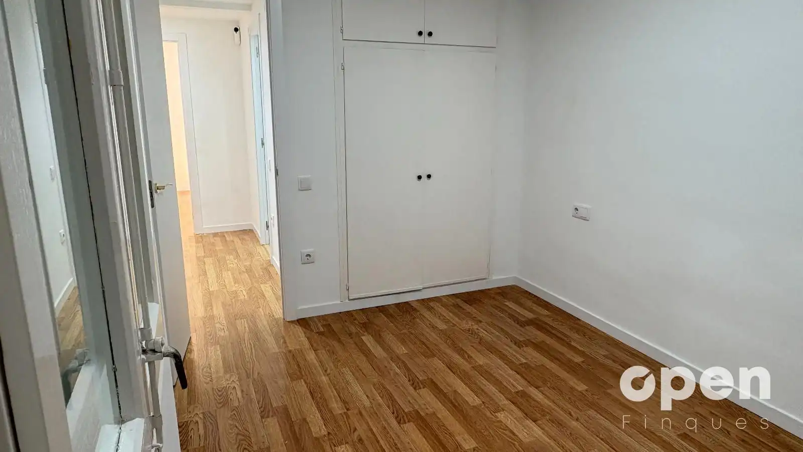 Piso en venta en Terrassa con Aire acondicionado, Parquet y Alarma