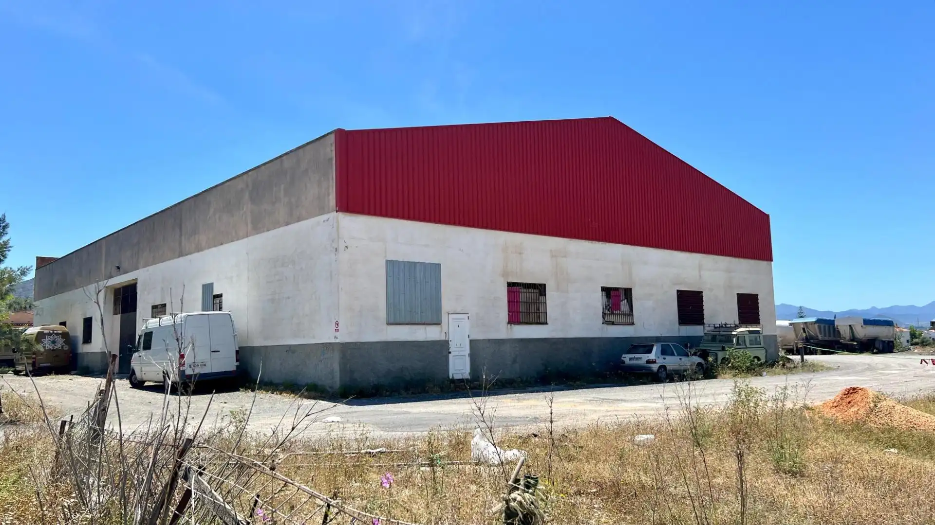 Vista exterior de Nave industrial en venta en Cártama