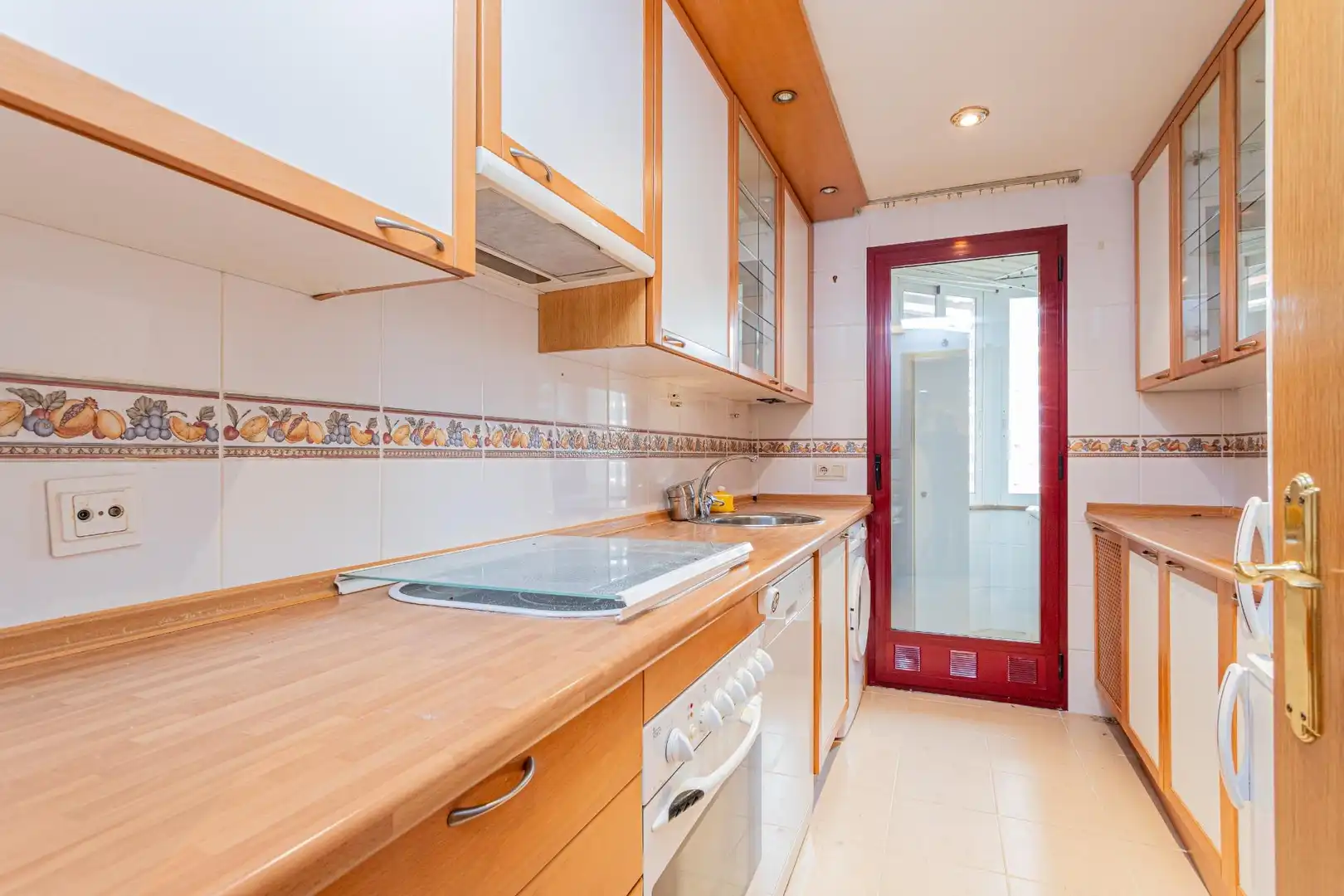 Flat for sale in CGDOR DIEGO VALDERRABANO, Media Legua