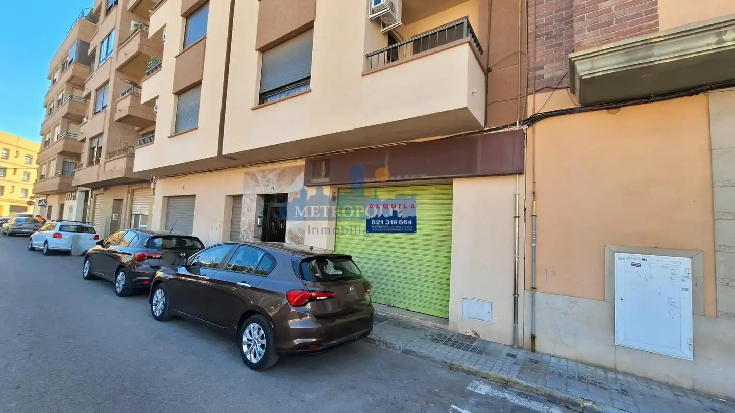 Local comercial de lloguer a calle de Lluís Vives, imagen 2