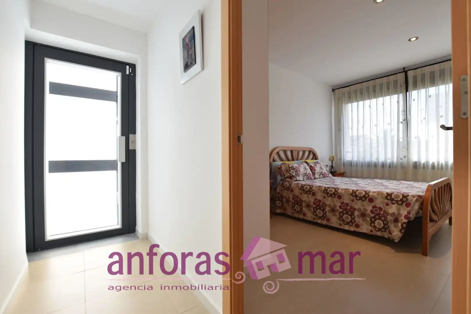 Habitación de Casa adosada en venta en Torredembarra con Aire acondicionado, Calefacción y Jardín privado
