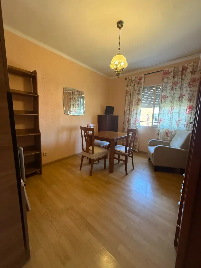 Piso en venta en Calle del Puerto de Alsasua, Palomeras Bajas