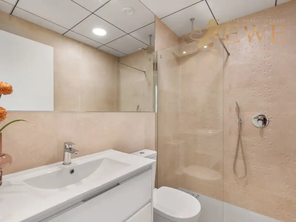 Apartment for sale in Calle Infanta Leonor, imagen 44