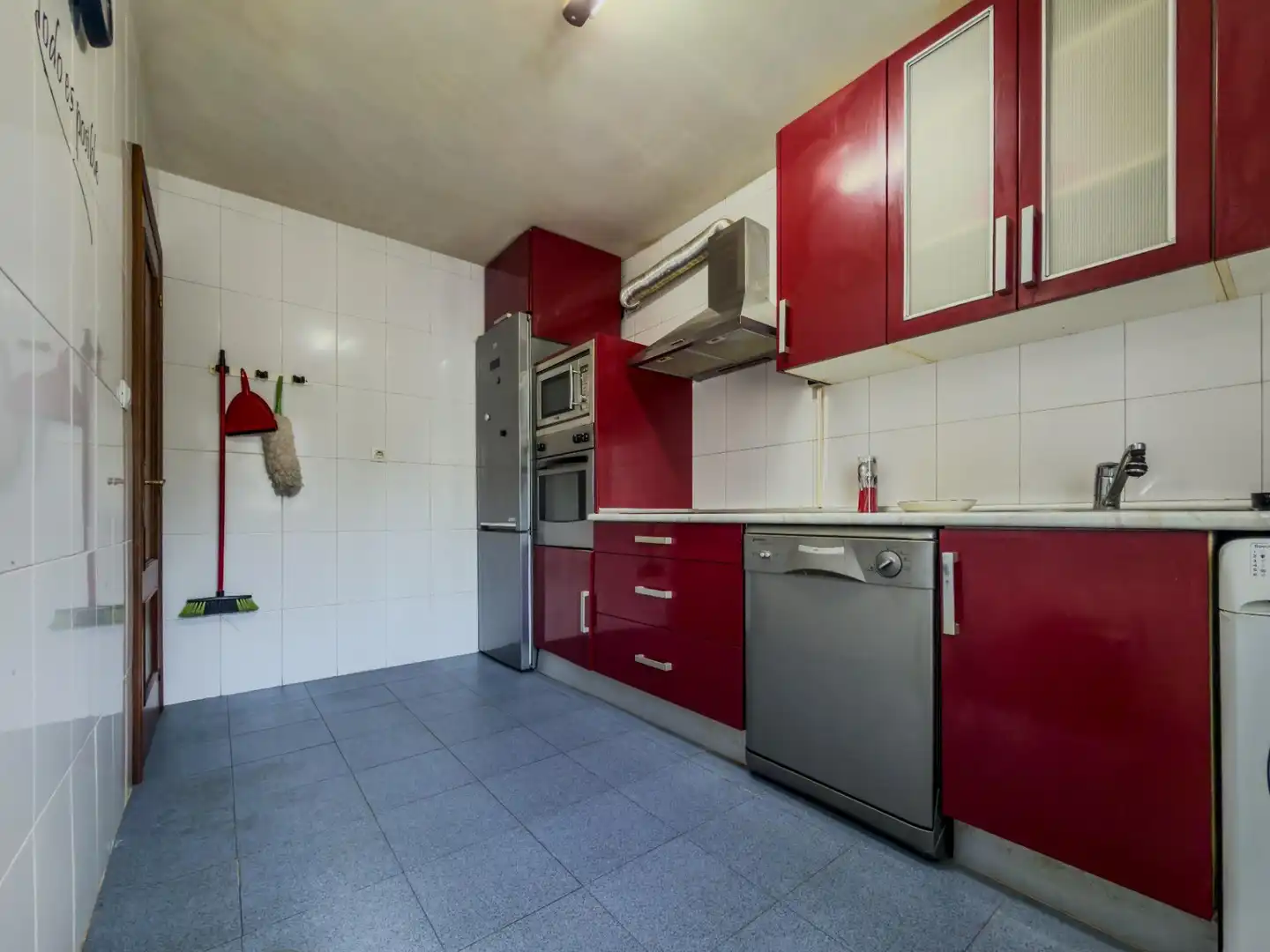 Cuina de Planta baixa en venda en Torrelavega  amb Traster i Moblat