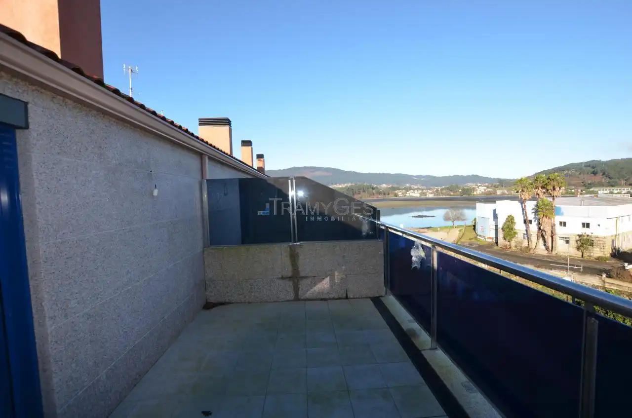 Terrace of Attic for sale in Soutomaior  with Heating and Terrace