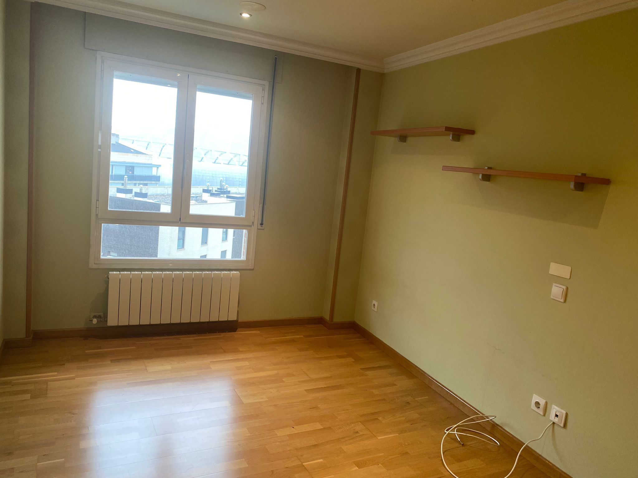 Bedroom of Flat for sale in  Logroño  with Parquet flooring, Storage room and Furnished