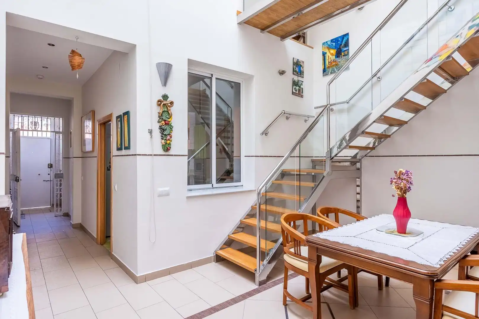 Houses for sale in Sevilla  with Air Conditioner, Terrace and Alarm
