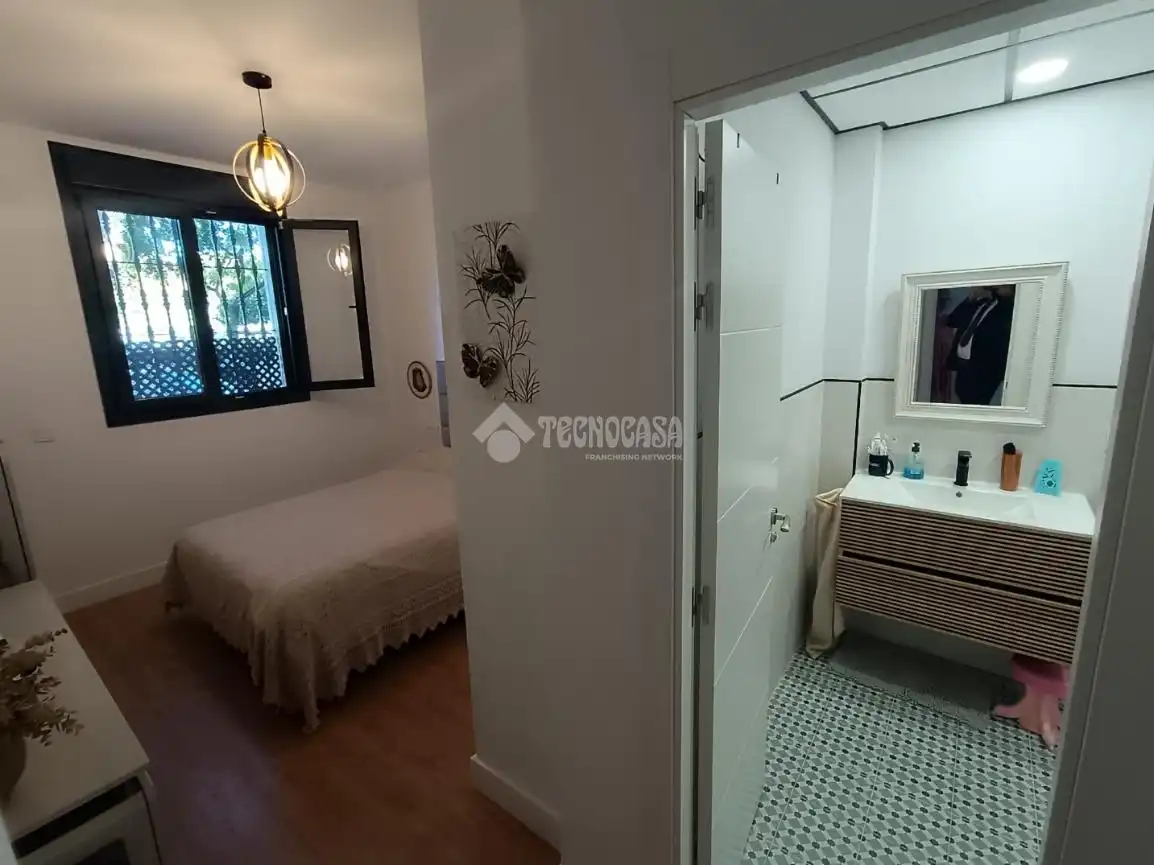 Habitación de Piso en venta en Sevilla con Aire acondicionado