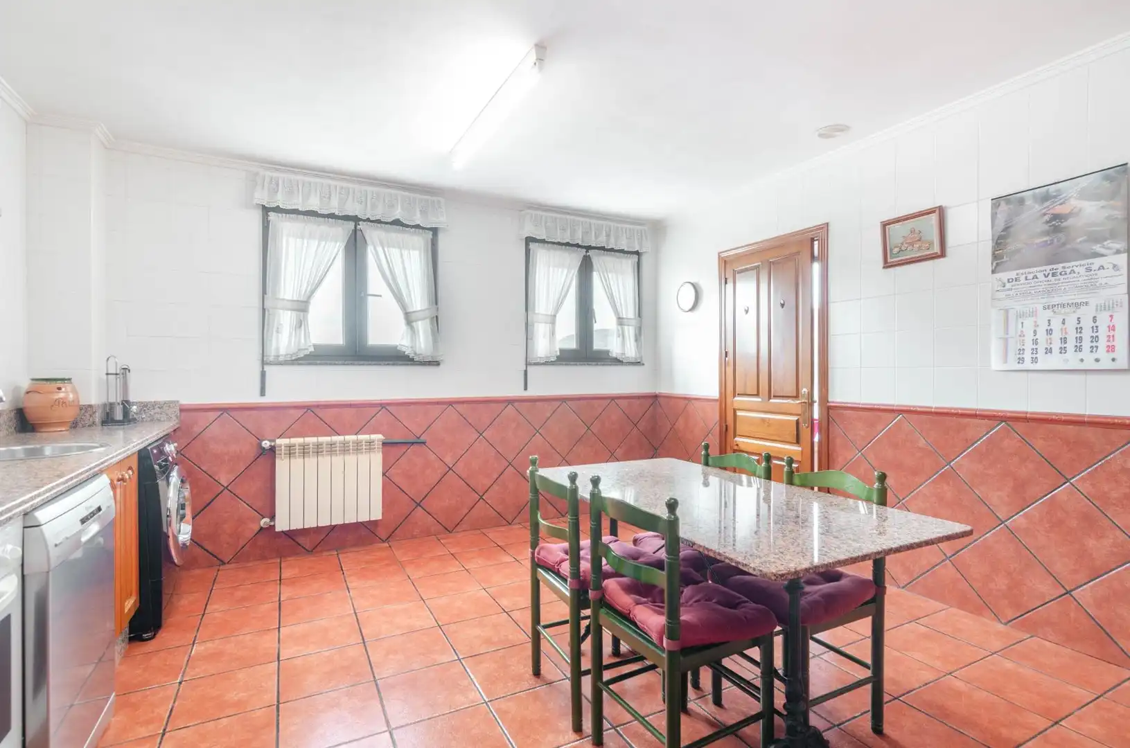 Comedor de Casa o chalet en venta en Piloña con Calefacción, Jardín privado y Parquet