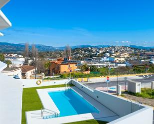 Schwimmbecken von Wohnung miete in Coín mit Klimaanlage, Terrasse und Abstellraum