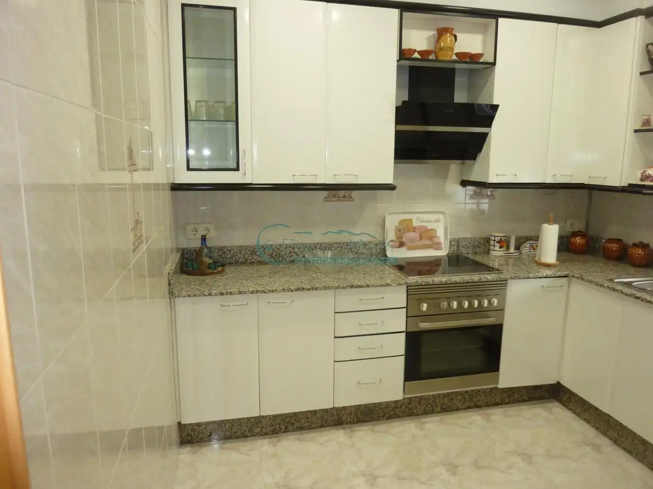 Cocina de Piso en venta en Vigo  con Calefacción y Balcón