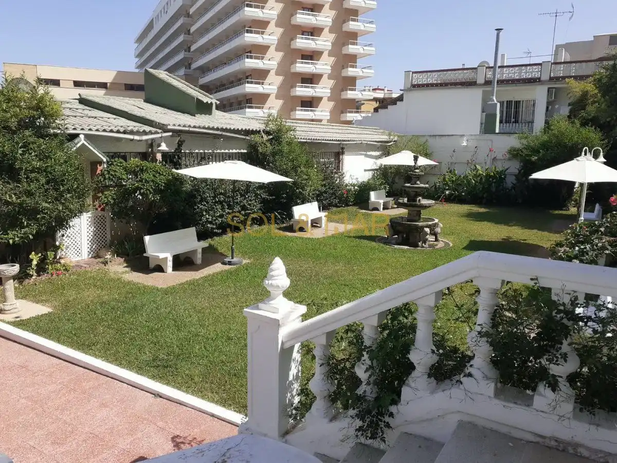 Apartamento de alquiler en Torremolinos, Málaga