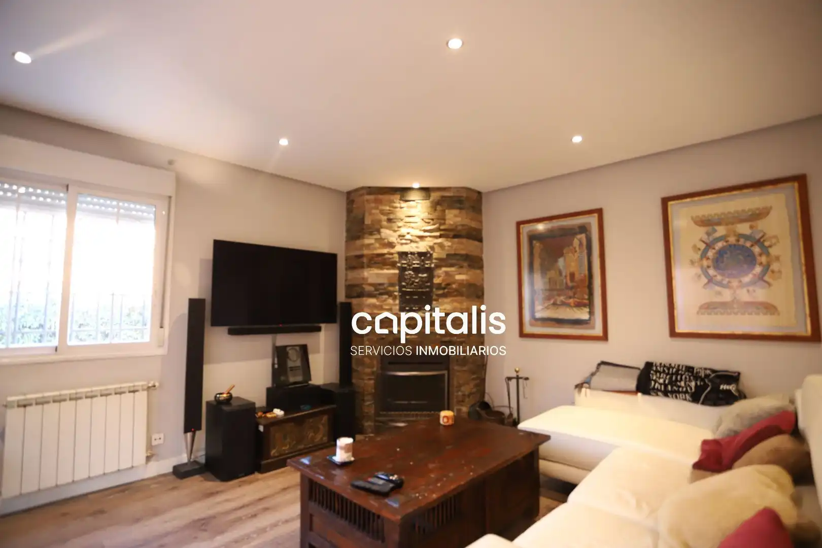Living room of Houses for sale in Alcalá de Henares  with Air Conditioner, Heating and Private garden