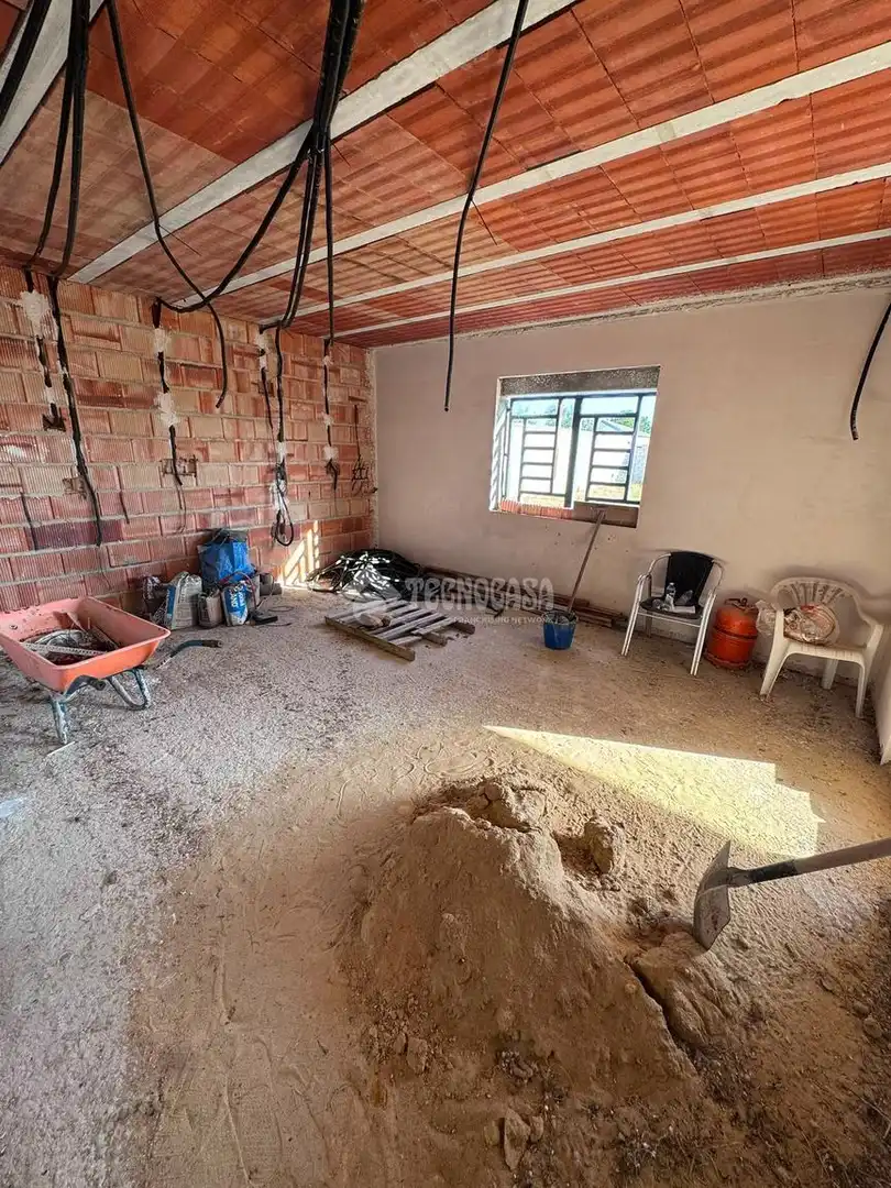 Piso en venta en Carmona