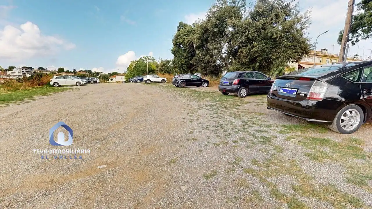 Parking de Loft en venta en Canovelles con Calefacción