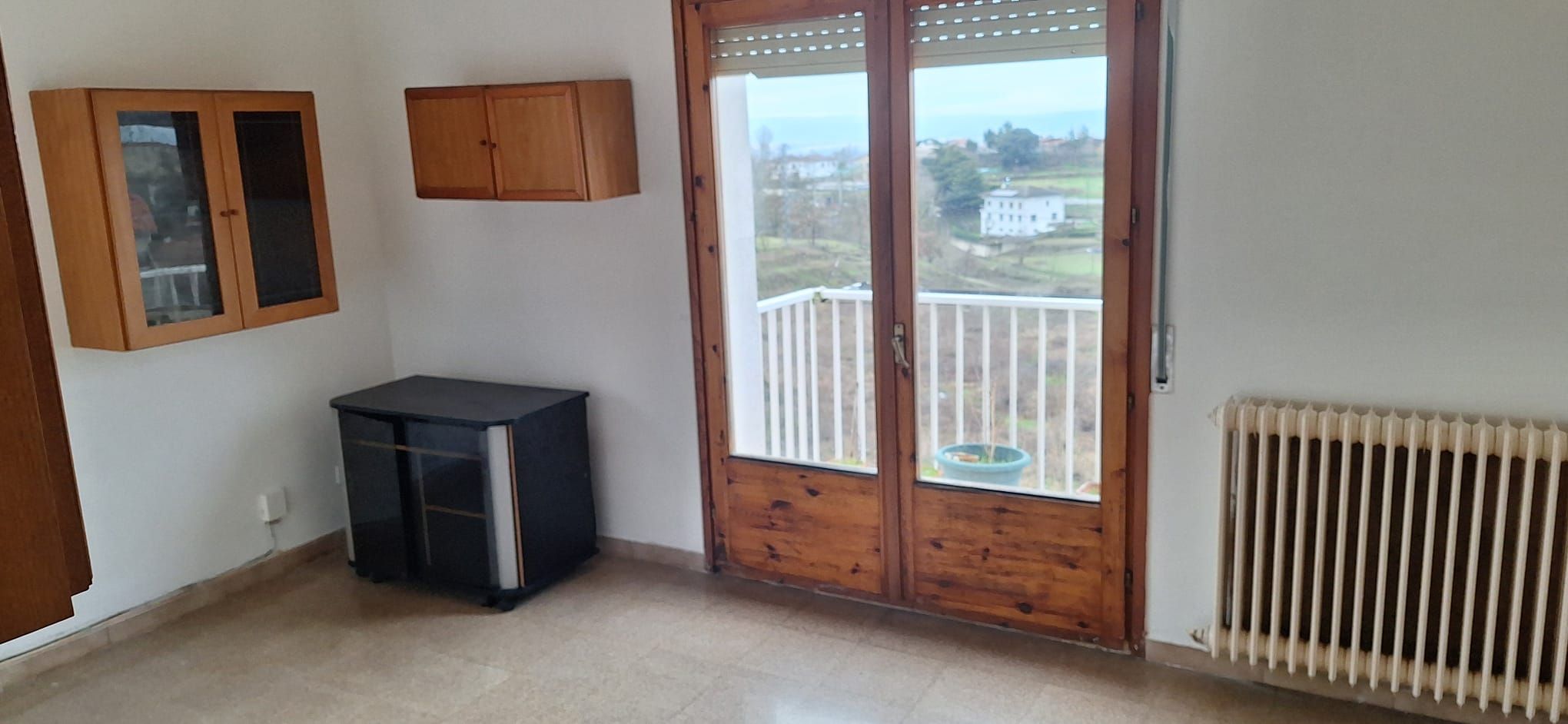 Dormitori de Pis de lloguer en L'Esquirol amb Calefacció, Moblat i Forn