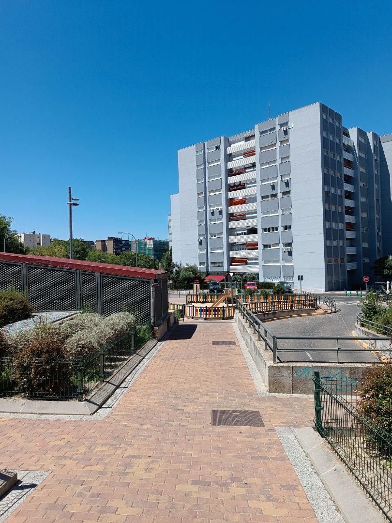 Vista exterior de Pis en venda en Fuenlabrada amb Aire condicionat, Calefacció i Parquet