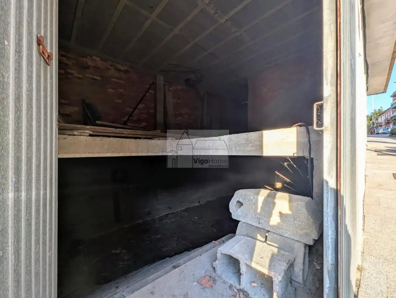 Planta baja en venta en Vigo  con Calefacción