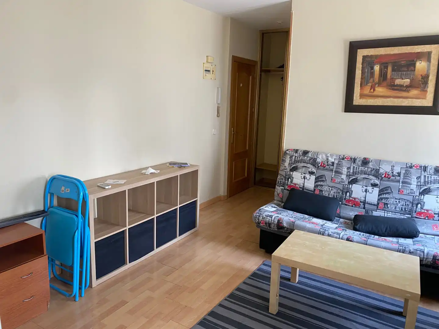 Estudio de alquiler en Tres Olivos - Valverde