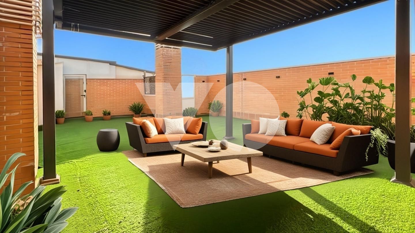 Terrace of Attic for sale in La Moraleja  with Air Conditioner, Heating and Terrace