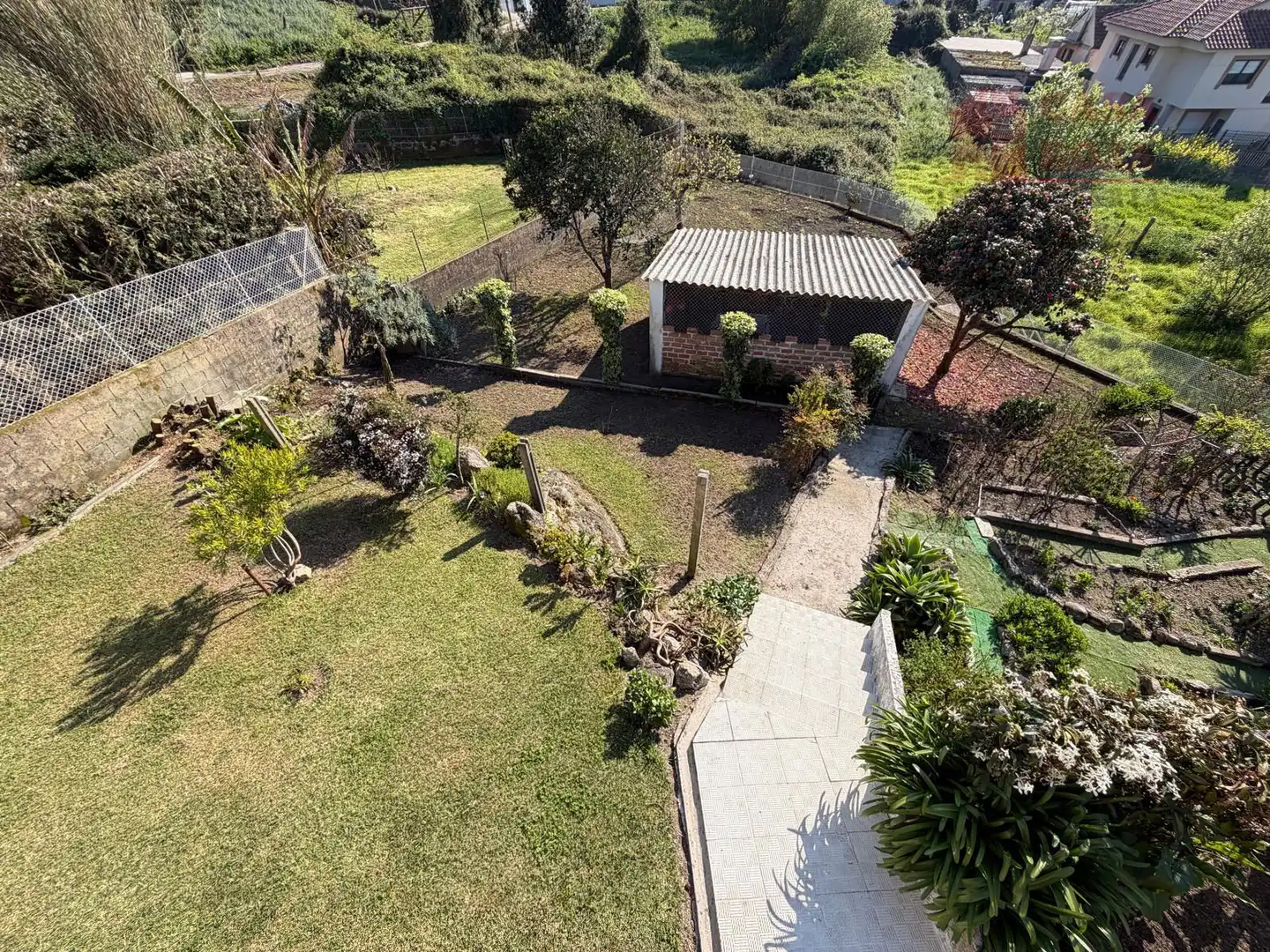 Jardín de Casa o chalet en venta en Bueu con Calefacción, Parquet y Terraza