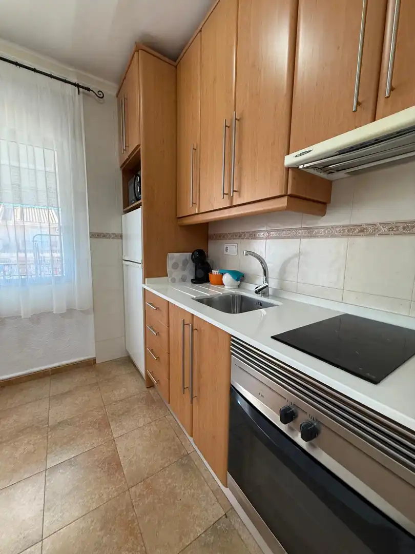 Küche von Wohnungen zum Verkauf in San Pedro del Pinatar mit Klimaanlage, Möbliert und Balkon