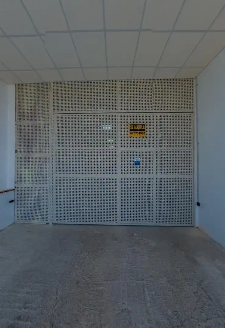Exterior view of Garage for rent in Alcañiz