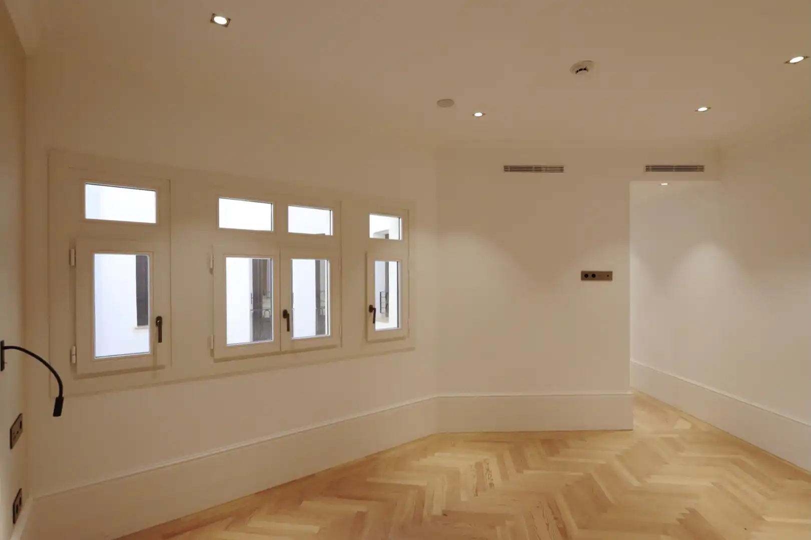 Ático en venta en Madrid con Aire acondicionado, Calefacción y Jardín privado