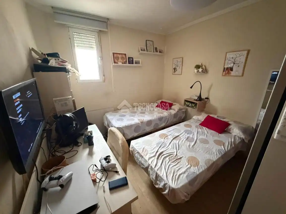 Habitación de Piso en venta en Jaén con Aire acondicionado