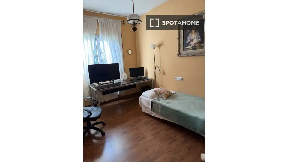 Bedroom of Flat for share in Matadepera  with Air Conditioner, Heating and Furnished