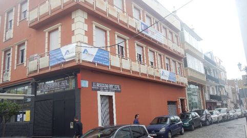 MAGNIFICO LOCAL DE 300 M2, HACE ESQUINA Y DA A TRES CALLES UNA DE ELLAS PEATONAL, imagen 4