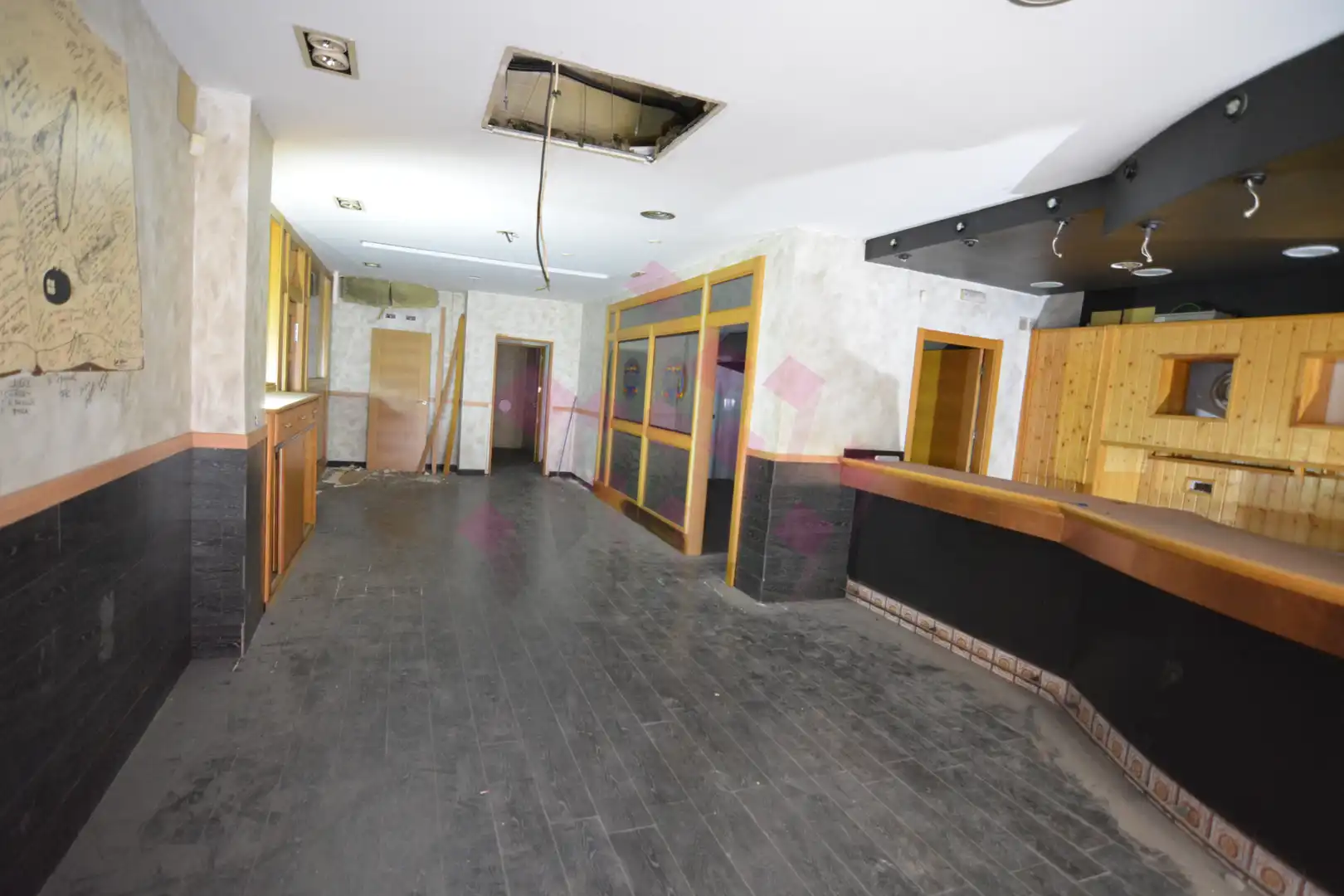 Local comercial en venta en Calle Montesa 4, imagen 3