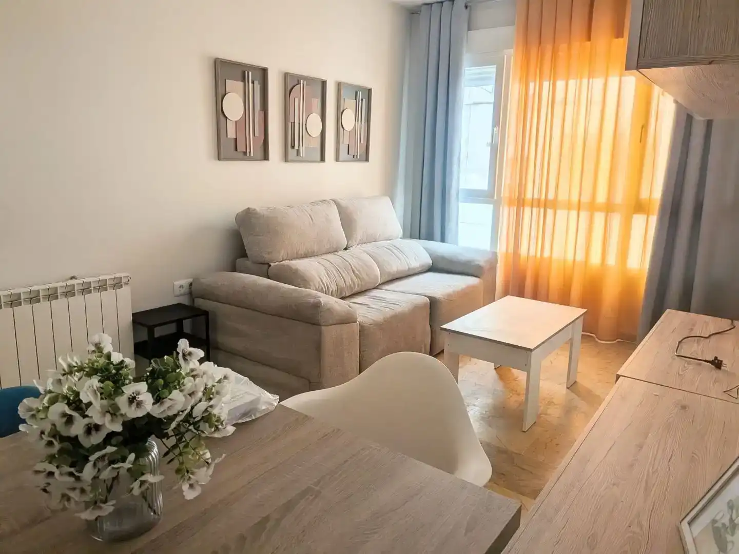 Living room of Flat for rent in Armilla  with Air Conditioner