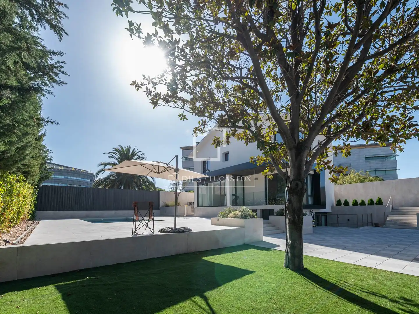 Terrasse von Haus oder Chalet zum Verkauf in La Moraleja mit Klimaanlage, Heizung und Privatgarten