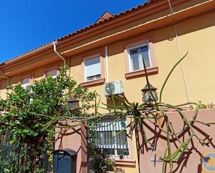 Exterior view of Single-family semi-detached for sale in L'Alcora  with Air Conditioner, Terrace and Storage room