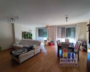 Sala d'estar de Pis en venda en Alcoy / Alcoi amb Calefacció, Traster i Balcó
