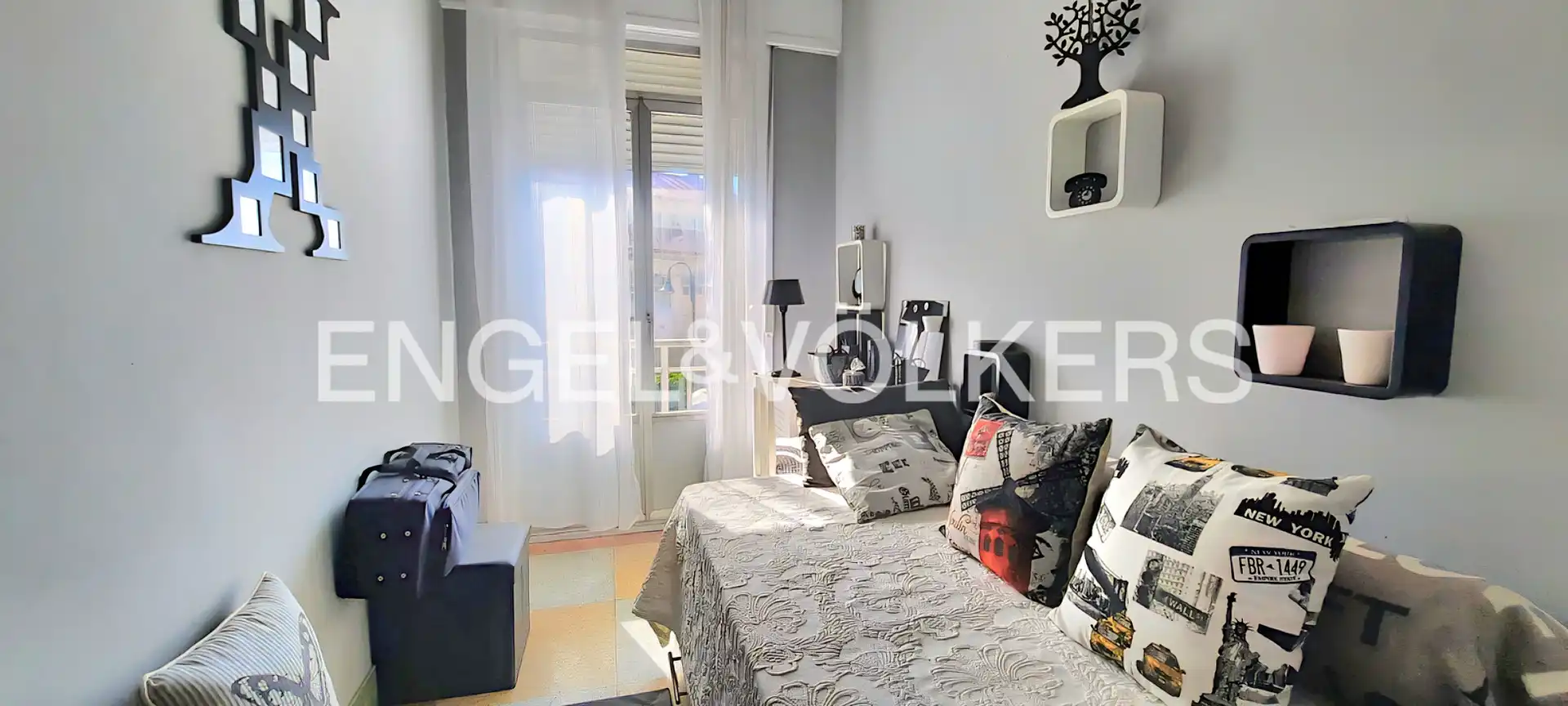 Dormitori de Casa o xalet en venda en Vigo  amb Calefacció i Balcó