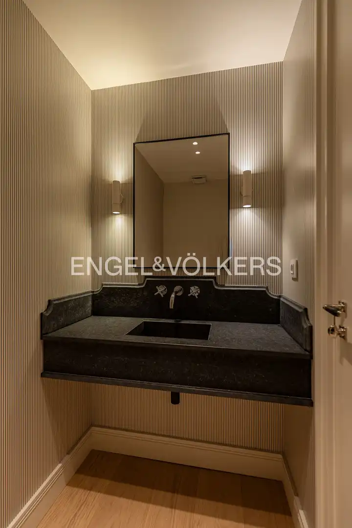 Bathroom of Flat for rent in Madrid  with Air Conditioner, Heating and Terrace