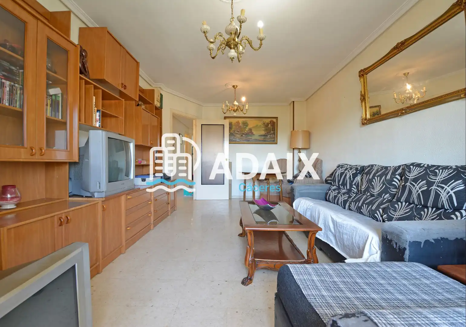 Vista exterior de Piso en venta en Cáceres con Aire acondicionado, Terraza y Balcón