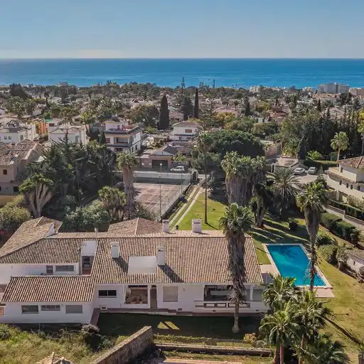 Xalet amb piscina en venda a San Pedro de Alcántara, imagen 23